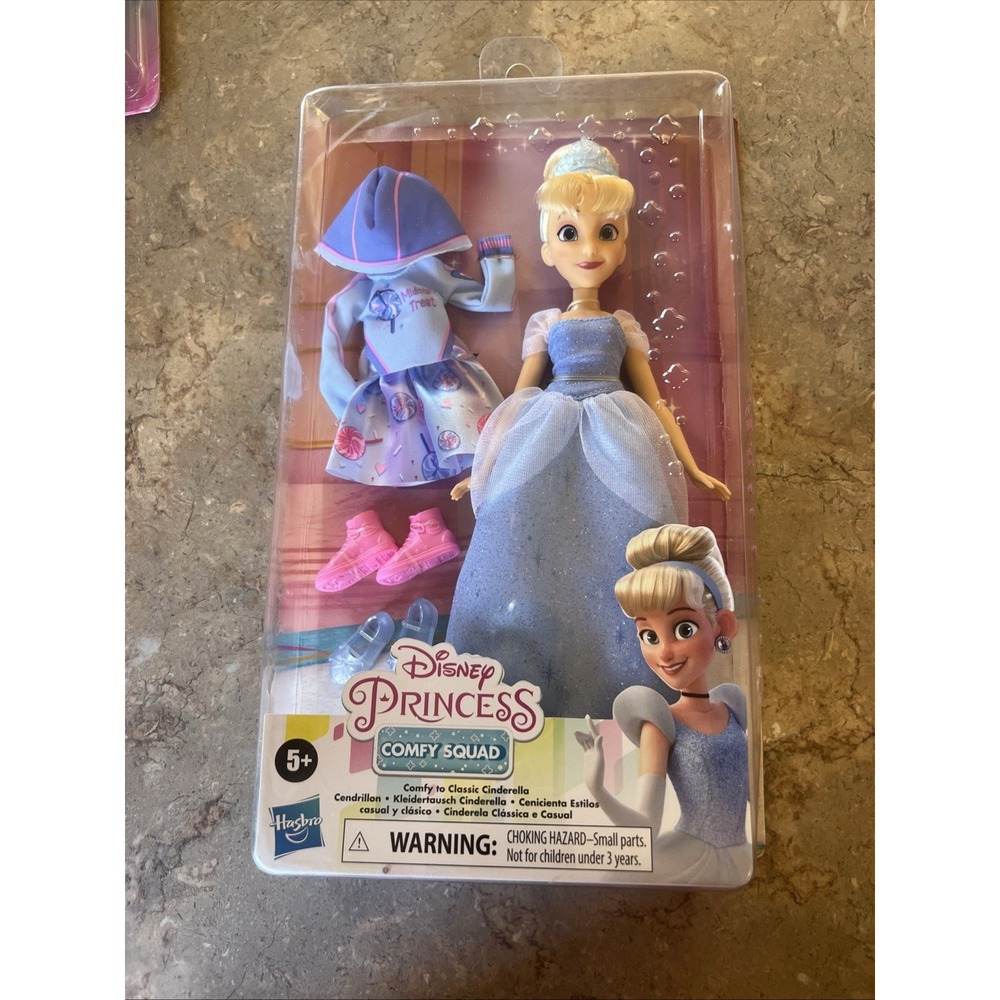 2021 Disney Princess Comfy Squad Comfy to Classic Cinderella